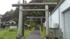 諏訪神社の鳥居