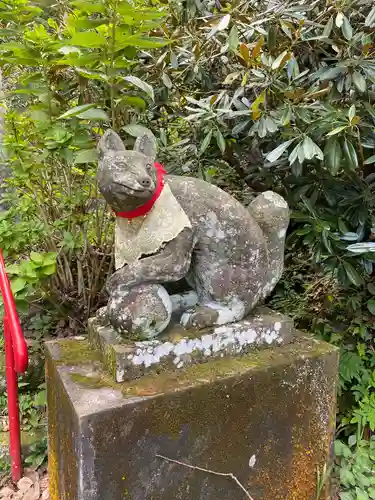 石穴稲荷神社の狛犬