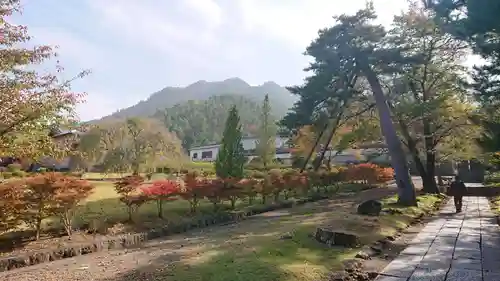 前山寺の庭園