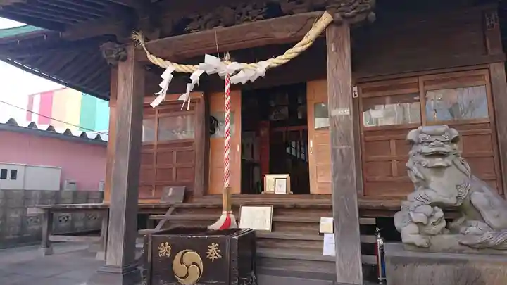 西新井氷川神社の本殿・本堂
