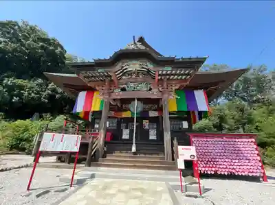 埼玉厄除け開運大師・龍泉寺（切り絵御朱印発祥の寺）(埼玉県)