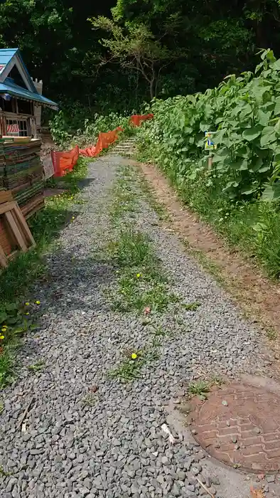 あらはばき神社（奥宮）の建物その他