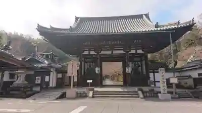 石山寺の山門・神門