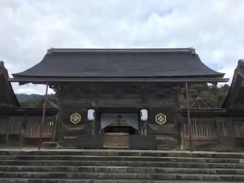 出雲大社の本殿・本堂