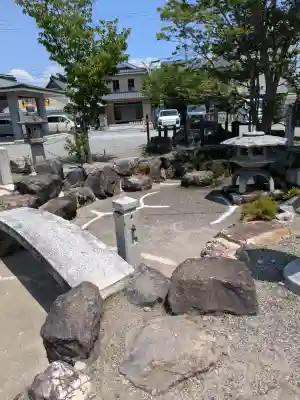 豊国神社の{uncategorized: "未分類", other: "その他", undefined: "問題あり", building: "その他建物", grave: "お墓", sacred_gate: "鳥居", guardian: "狛犬", statue: "像", buddha: "仏像", history: "歴史", nature: "自然", garden: "庭園", animal: "動物", pagoda: "塔", temizu: "手水舎", mountain_gate: "山門・神門", sanctuary: "本殿・本堂", subordinate: "末社・摂社", art: "芸術", scenery: "景色", jizo: "地蔵", ema: "絵馬", goshuin: "御朱印", omikuji: "おみくじ", items: "授与品その他", amulet: "お守り", goshuincho: "御朱印帳", eats: "食事", festival: "お祭り", votive_dance: "神楽", shichigosan: "七五三参", wedding: "結婚式", experience: "体験その他", initially: "初詣", around: "周辺", anti_infection: "感染症対策"}