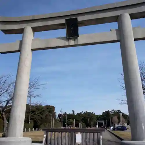 鶴谷八幡宮の鳥居