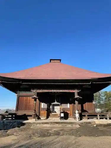 龍石寺の本殿・本堂