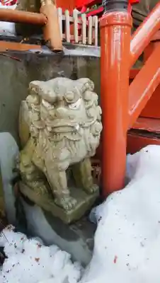 共栄稲荷神社の狛犬