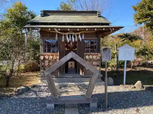 鶴峯八幡宮の{uncategorized: "未分類", other: "その他", undefined: "問題あり", building: "その他建物", grave: "お墓", sacred_gate: "鳥居", guardian: "狛犬", statue: "像", buddha: "仏像", history: "歴史", nature: "自然", garden: "庭園", animal: "動物", pagoda: "塔", temizu: "手水舎", mountain_gate: "山門・神門", sanctuary: "本殿・本堂", subordinate: "末社・摂社", art: "芸術", scenery: "景色", jizo: "地蔵", ema: "絵馬", goshuin: "御朱印", omikuji: "おみくじ", items: "授与品その他", amulet: "お守り", goshuincho: "御朱印帳", eats: "食事", festival: "お祭り", votive_dance: "神楽", shichigosan: "七五三参", wedding: "結婚式", experience: "体験その他", initially: "初詣", around: "周辺", anti_infection: "感染症対策"}