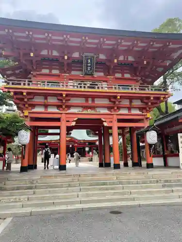 生田神社の山門