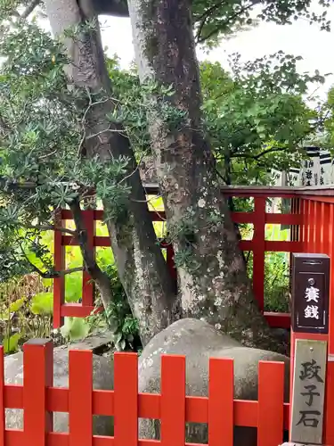 旗上弁財天社の末社・摂社