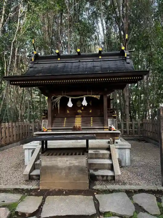 出雲大社相模分祠の{uncategorized: "未分類", other: "その他", undefined: "問題あり", building: "その他建物", grave: "お墓", sacred_gate: "鳥居", guardian: "狛犬", statue: "像", buddha: "仏像", history: "歴史", nature: "自然", garden: "庭園", animal: "動物", pagoda: "塔", temizu: "手水舎", mountain_gate: "山門・神門", sanctuary: "本殿・本堂", subordinate: "末社・摂社", art: "芸術", scenery: "景色", jizo: "地蔵", ema: "絵馬", goshuin: "御朱印", omikuji: "おみくじ", items: "授与品その他", amulet: "お守り", goshuincho: "御朱印帳", eats: "食事", festival: "お祭り", votive_dance: "神楽", shichigosan: "七五三参", wedding: "結婚式", experience: "体験その他", initially: "初詣", around: "周辺", anti_infection: "感染症対策"}