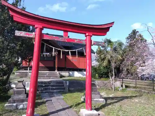 乙吉稲荷神社(新潟県)
