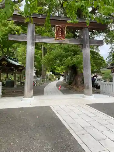 高麗神社の{uncategorized: "未分類", other: "その他", undefined: "問題あり", building: "その他建物", grave: "お墓", sacred_gate: "鳥居", guardian: "狛犬", statue: "像", buddha: "仏像", history: "歴史", nature: "自然", garden: "庭園", animal: "動物", pagoda: "塔", temizu: "手水舎", mountain_gate: "山門・神門", sanctuary: "本殿・本堂", subordinate: "末社・摂社", art: "芸術", scenery: "景色", jizo: "地蔵", ema: "絵馬", goshuin: "御朱印", omikuji: "おみくじ", items: "授与品その他", amulet: "お守り", goshuincho: "御朱印帳", eats: "食事", festival: "お祭り", votive_dance: "神楽", shichigosan: "七五三参", wedding: "結婚式", experience: "体験その他", initially: "初詣", around: "周辺", anti_infection: "感染症対策"}