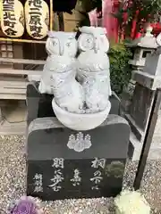 池袋御嶽神社の像