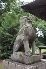 楡山神社の狛犬