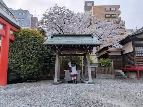 羽衣町厳島神社（関内厳島神社・横浜弁天）の手水舎