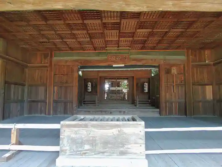 八所社(和田町)の本殿・本堂