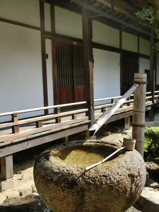 金剛寺の手水舎