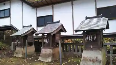 早池峯神社の末社・摂社