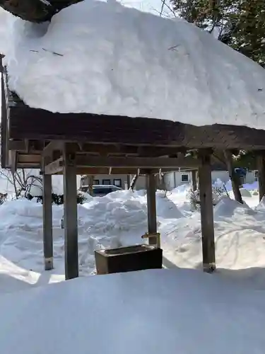 北広島市総鎮守　廣島神社の手水