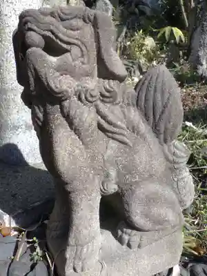 折上稲荷神社の狛犬