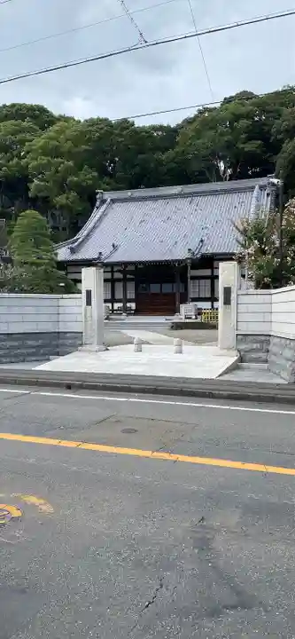 洞雲寺の山門・神門