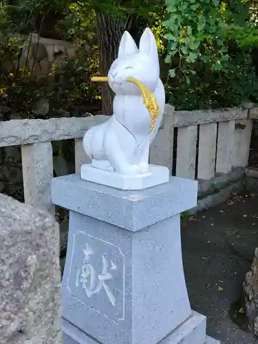 堤治神社の狛犬