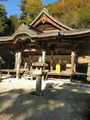 川見薬師寺の本殿