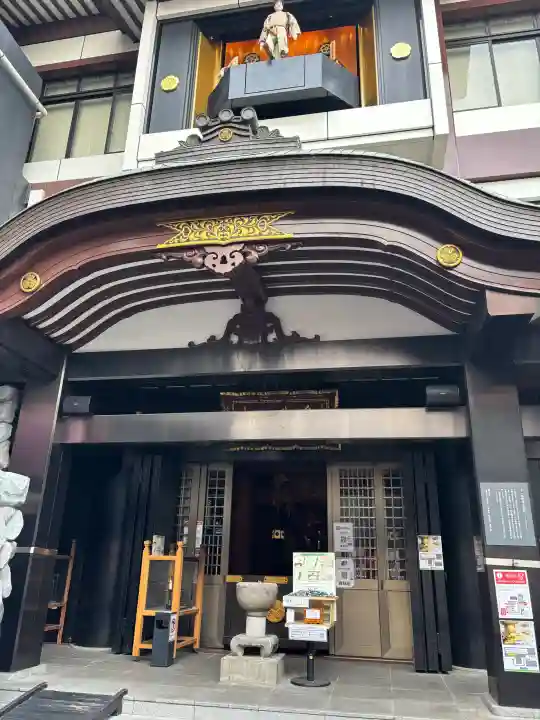 万松寺の{uncategorized: "未分類", other: "その他", undefined: "問題あり", building: "その他建物", grave: "お墓", sacred_gate: "鳥居", guardian: "狛犬", statue: "像", buddha: "仏像", history: "歴史", nature: "自然", garden: "庭園", animal: "動物", pagoda: "塔", temizu: "手水舎", mountain_gate: "山門・神門", sanctuary: "本殿・本堂", subordinate: "末社・摂社", art: "芸術", scenery: "景色", jizo: "地蔵", ema: "絵馬", goshuin: "御朱印", omikuji: "おみくじ", items: "授与品その他", amulet: "お守り", goshuincho: "御朱印帳", eats: "食事", festival: "お祭り", votive_dance: "神楽", shichigosan: "七五三参", wedding: "結婚式", experience: "体験その他", initially: "初詣", around: "周辺", anti_infection: "感染症対策"}