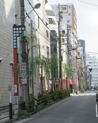 薬研堀不動院(川崎大師東京別院)の周辺