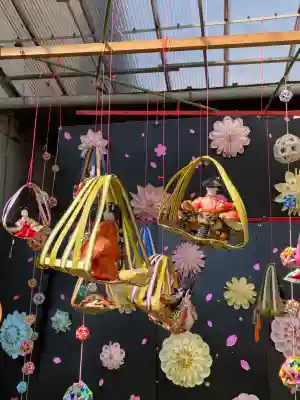 宇佐八幡宮の{uncategorized: "未分類", other: "その他", undefined: "問題あり", building: "その他建物", grave: "お墓", sacred_gate: "鳥居", guardian: "狛犬", statue: "像", buddha: "仏像", history: "歴史", nature: "自然", garden: "庭園", animal: "動物", pagoda: "塔", temizu: "手水舎", mountain_gate: "山門・神門", sanctuary: "本殿・本堂", subordinate: "末社・摂社", art: "芸術", scenery: "景色", jizo: "地蔵", ema: "絵馬", goshuin: "御朱印", omikuji: "おみくじ", items: "授与品その他", amulet: "お守り", goshuincho: "御朱印帳", eats: "食事", festival: "お祭り", votive_dance: "神楽", shichigosan: "七五三参", wedding: "結婚式", experience: "体験その他", initially: "初詣", around: "周辺", anti_infection: "感染症対策"}