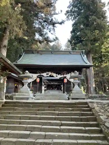 河口浅間神社の{uncategorized: "未分類", other: "その他", undefined: "問題あり", building: "その他建物", grave: "お墓", sacred_gate: "鳥居", guardian: "狛犬", statue: "像", buddha: "仏像", history: "歴史", nature: "自然", garden: "庭園", animal: "動物", pagoda: "塔", temizu: "手水舎", mountain_gate: "山門・神門", sanctuary: "本殿・本堂", subordinate: "末社・摂社", art: "芸術", scenery: "景色", jizo: "地蔵", ema: "絵馬", goshuin: "御朱印", omikuji: "おみくじ", items: "授与品その他", amulet: "お守り", goshuincho: "御朱印帳", eats: "食事", festival: "お祭り", votive_dance: "神楽", shichigosan: "七五三参", wedding: "結婚式", experience: "体験その他", initially: "初詣", around: "周辺", anti_infection: "感染症対策"}