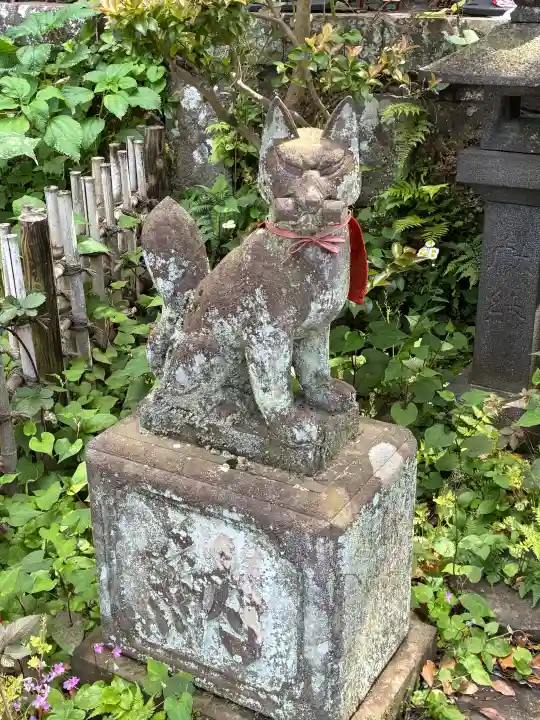 貴船神社の{uncategorized: "未分類", other: "その他", undefined: "問題あり", building: "その他建物", grave: "お墓", sacred_gate: "鳥居", guardian: "狛犬", statue: "像", buddha: "仏像", history: "歴史", nature: "自然", garden: "庭園", animal: "動物", pagoda: "塔", temizu: "手水舎", mountain_gate: "山門・神門", sanctuary: "本殿・本堂", subordinate: "末社・摂社", art: "芸術", scenery: "景色", jizo: "地蔵", ema: "絵馬", goshuin: "御朱印", omikuji: "おみくじ", items: "授与品その他", amulet: "お守り", goshuincho: "御朱印帳", eats: "食事", festival: "お祭り", votive_dance: "神楽", shichigosan: "七五三参", wedding: "結婚式", experience: "体験その他", initially: "初詣", around: "周辺", anti_infection: "感染症対策"}