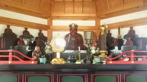 普済寺の本殿