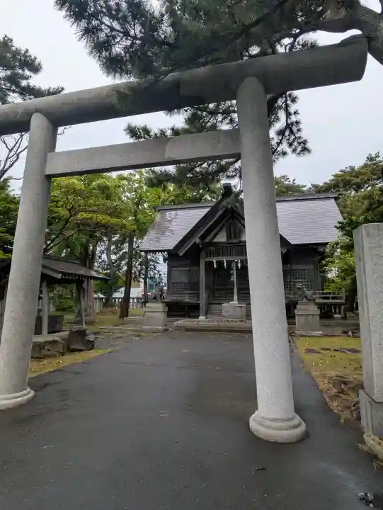 豊川稲荷神社の{uncategorized: "未分類", other: "その他", undefined: "問題あり", building: "その他建物", grave: "お墓", sacred_gate: "鳥居", guardian: "狛犬", statue: "像", buddha: "仏像", history: "歴史", nature: "自然", garden: "庭園", animal: "動物", pagoda: "塔", temizu: "手水舎", mountain_gate: "山門・神門", sanctuary: "本殿・本堂", subordinate: "末社・摂社", art: "芸術", scenery: "景色", jizo: "地蔵", ema: "絵馬", goshuin: "御朱印", omikuji: "おみくじ", items: "授与品その他", amulet: "お守り", goshuincho: "御朱印帳", eats: "食事", festival: "お祭り", votive_dance: "神楽", shichigosan: "七五三参", wedding: "結婚式", experience: "体験その他", initially: "初詣", around: "周辺", anti_infection: "感染症対策"}