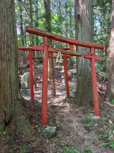 瀞川稲荷の鳥居