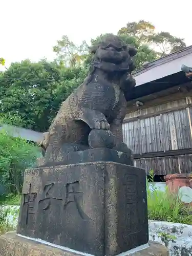 東宮神社の狛犬