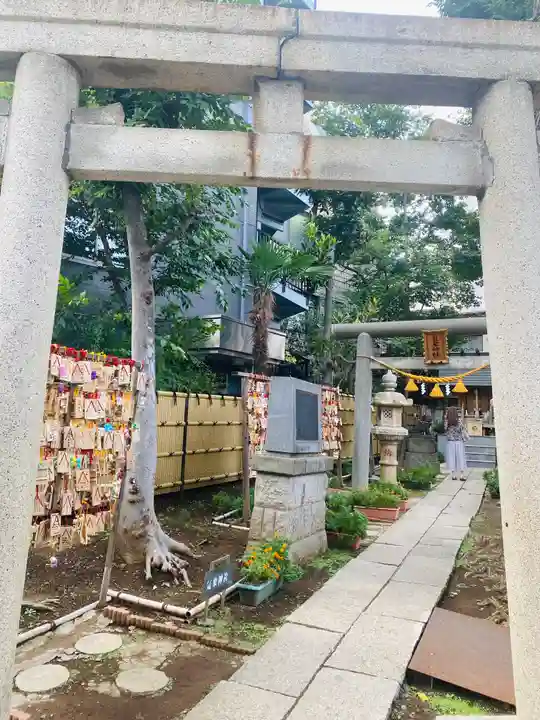 高円寺氷川神社の鳥居