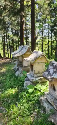 安久津八幡神社のお墓