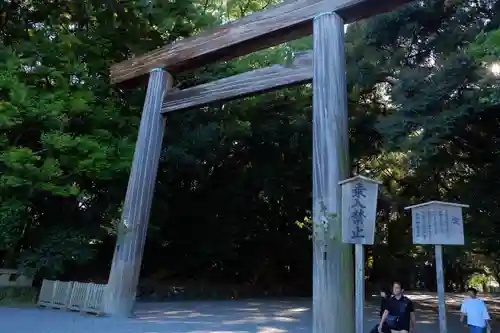 熱田神宮の鳥居