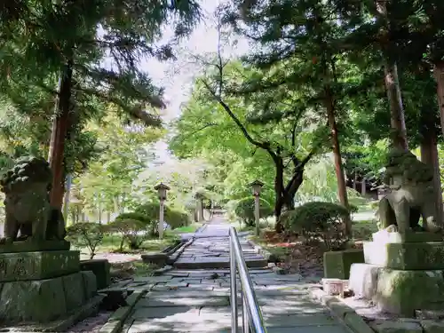 八幡神社の建物その他