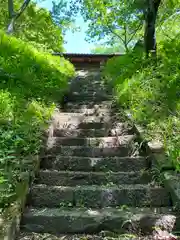 菱野健功神社の建物その他