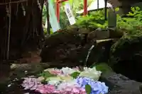 磐椅神社の手水舎