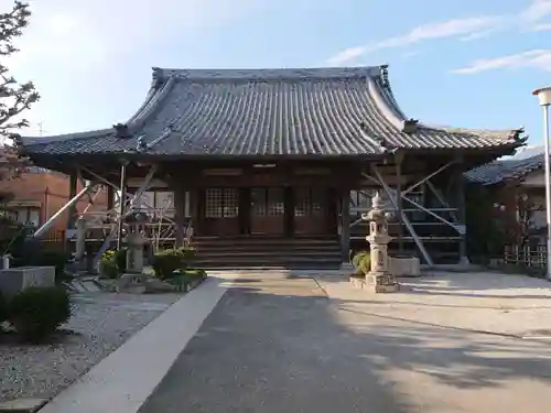 明専寺の本殿・本堂