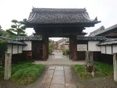 蓮照寺の山門・神門