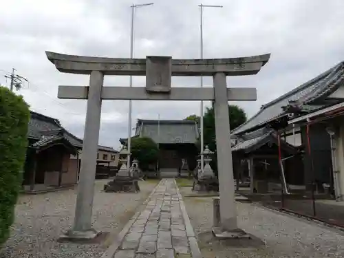 八幡社の鳥居