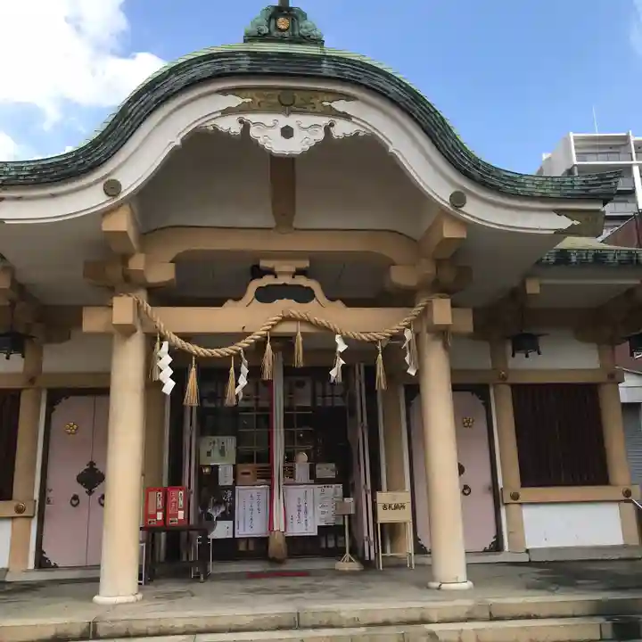 綱敷天神社の本殿・本堂