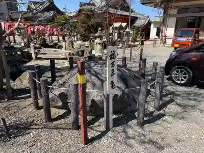 豊国神社の{uncategorized: "未分類", other: "その他", undefined: "問題あり", building: "その他建物", grave: "お墓", sacred_gate: "鳥居", guardian: "狛犬", statue: "像", buddha: "仏像", history: "歴史", nature: "自然", garden: "庭園", animal: "動物", pagoda: "塔", temizu: "手水舎", mountain_gate: "山門・神門", sanctuary: "本殿・本堂", subordinate: "末社・摂社", art: "芸術", scenery: "景色", jizo: "地蔵", ema: "絵馬", goshuin: "御朱印", omikuji: "おみくじ", items: "授与品その他", amulet: "お守り", goshuincho: "御朱印帳", eats: "食事", festival: "お祭り", votive_dance: "神楽", shichigosan: "七五三参", wedding: "結婚式", experience: "体験その他", initially: "初詣", around: "周辺", anti_infection: "感染症対策"}