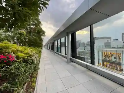 靍護稲荷神社の周辺